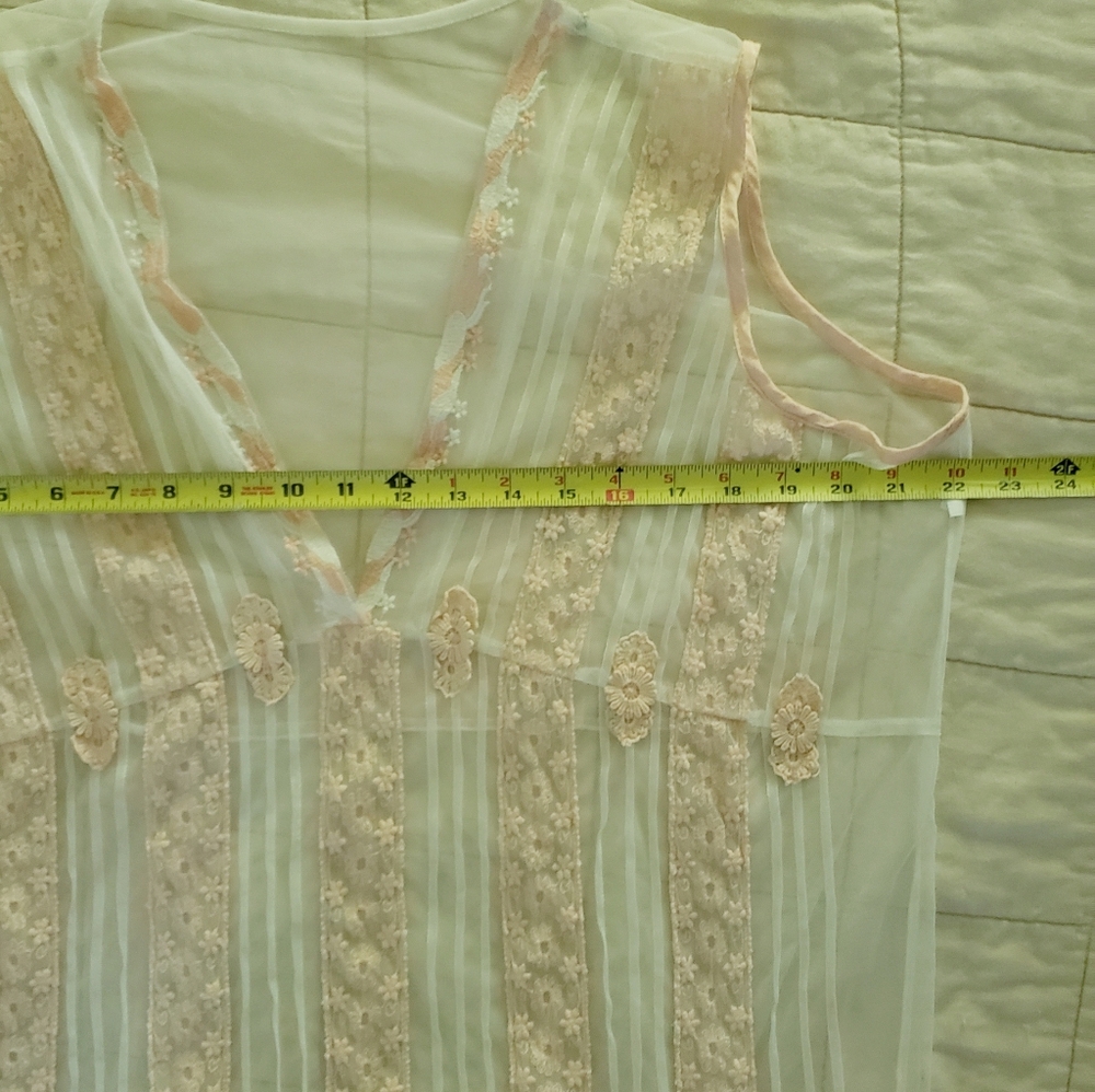 Sheer Dress White Tulle with Blush Crochet Size 1X Ethereal - Picture 6 of 8